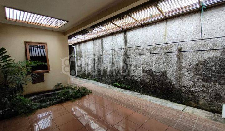 Rumah keren,lokasi paling bonafit di Sayap Veteran Bandung 1