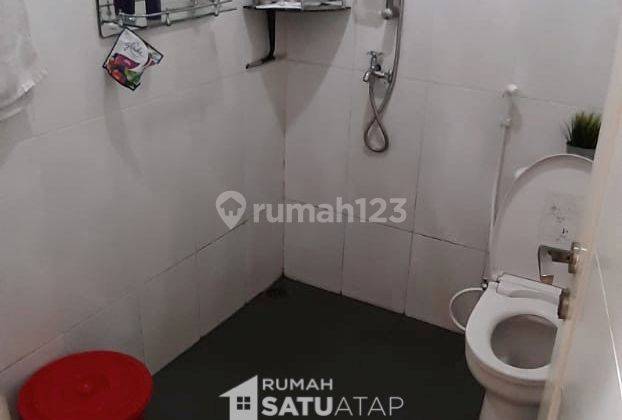 Rumah dan Kos2an Produktif, Dilalui Angkutan Umum RSA062205 2