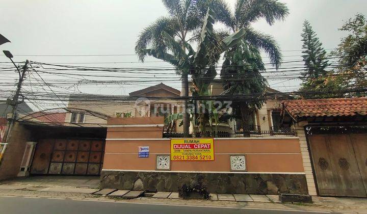 RUMAH JATI PADANG RAYA JAKARTA SELATAN 12149 1