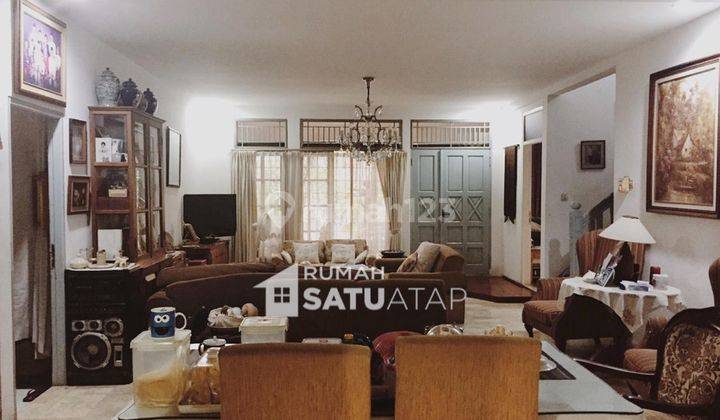 Rumah Asri Tanah Luas di Sektor 2 Bintaro RSA082002
 2