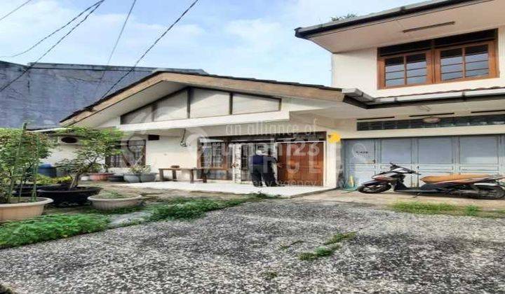 Rumah jadul,tapi kamu hoki kalo punya di Taman Holis Indah Bandung 1