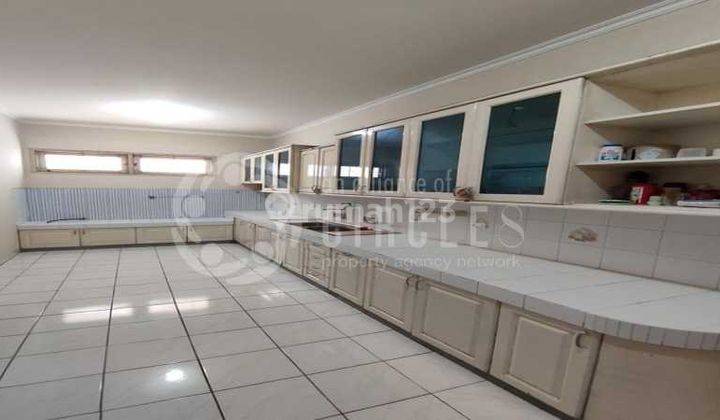 Kamu hoki dapat rumah di sini,tengah kota di daerah Sudirman Bandung 2