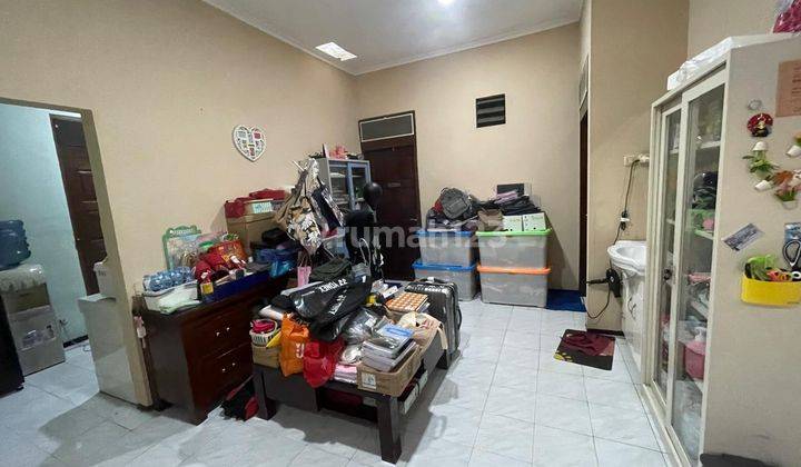 Dhyana Rumah Hoek Jelambar Uk 14x20m di Komplek Kavling Polri 2