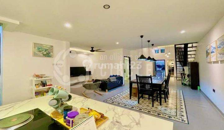 interior rumah cantik,lucu loh di Kota Baru Parahyangan Bandung 2