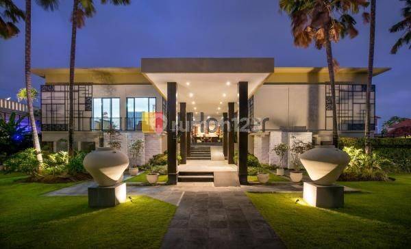 Dijual Villa Super Mewah 2 Lantai Lokasi di Badung Bali 1