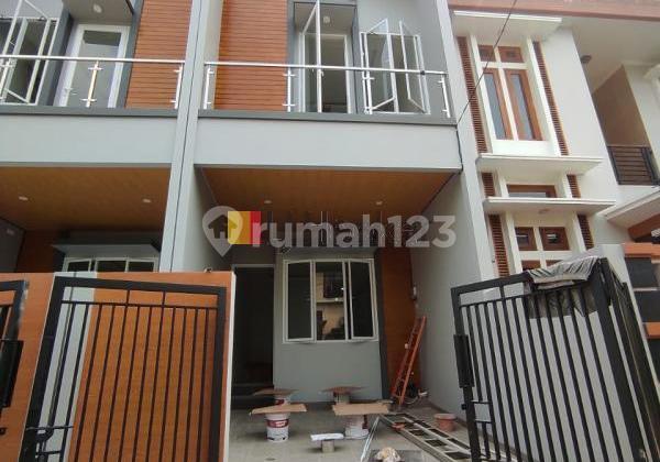 Rumah Cocok Untuk Pasangan Muda Minimalis Brand New di Imperial Gading Kelapa Gading Rumah Cocok Untuk Pasangan Muda Minimalis Brand New di Imperial Gading Kelapa Gading