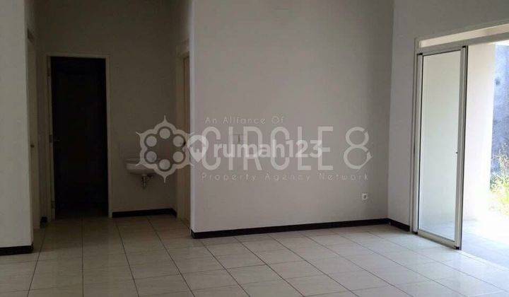 Rumah asri banget bestie,yuk negoin,di Kota Baru Parahyangan Bandung 2