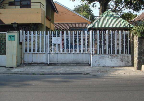 Rumah  Kolonial di Tengah kota Yogyakarta 1