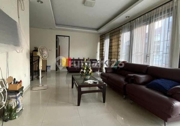 Rumah Mewah 2 Lantai Perumahan Taman Ratu Kebon Jeruk Jakarat Barat 2
