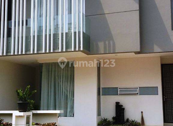 Rumah Nyaman dan Siap Huni di Discovery, Bintaro 1