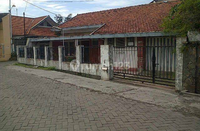 Dijual Rumah Jl. Anggrek IX Semarang 1