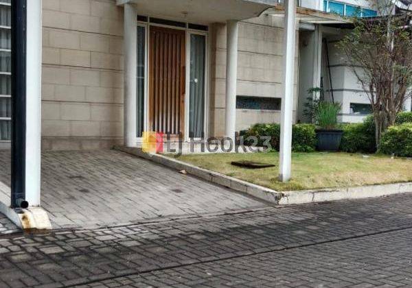 Rumah di Kota Baru Parahyangan Bandung Barat Modern Minimalis 1