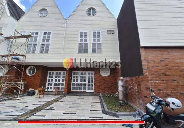 3 bedrooms house for sale at Padangsambian Denpasar strategic location new building close to Kerobokan area 1