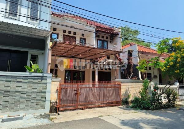 Rumah 2 Lantai di Komplek BCS Kelapa Gading Jakarta Utara
