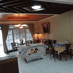 Rumah terawat,cocok untuk keluarga kamu di Sarijadi Bandung 1