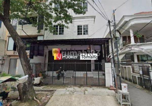 Rumah siap huni pinggir jalan ramai di Grogol Jakarta Barat 1