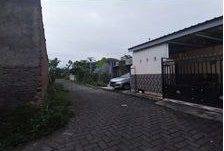 RUMAH KRAJAN BARAT MALANG 51356 2