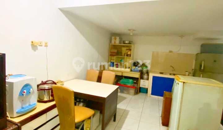 Rumah 1,5 Lantai, bebas Banjir, dekat lapangan 2