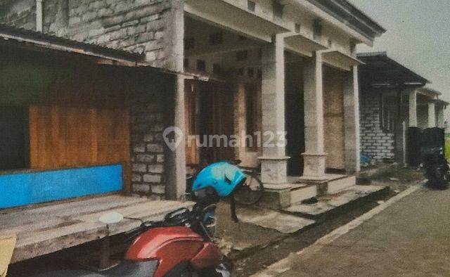 RUMAH METATU GRESIK 57551 2