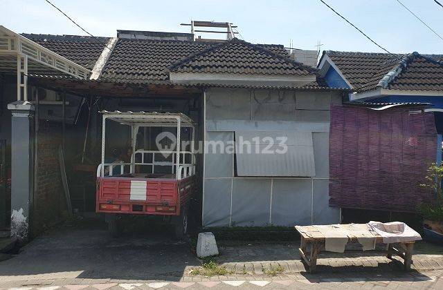 RUMAH GRAHA MUTIARA INDAH GRESIK 61155 1