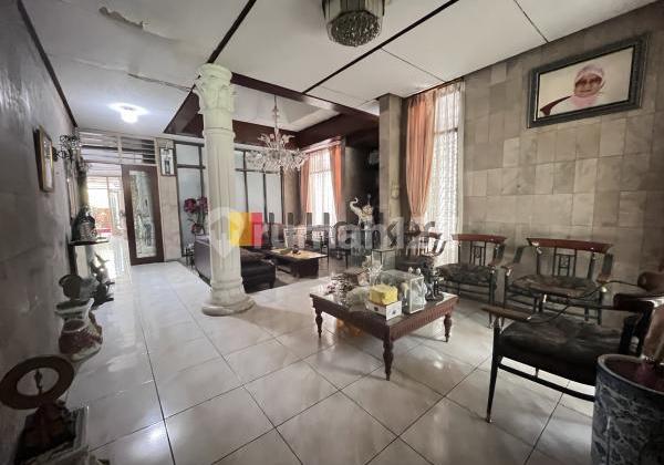 Rumah Luas 2 Lantai Siap Huni di Cempaka Putih Jakarta Pusat 2
