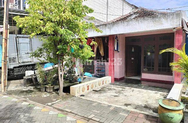 RUMAH AMIR MACHMUD SURABAYA 65409 1