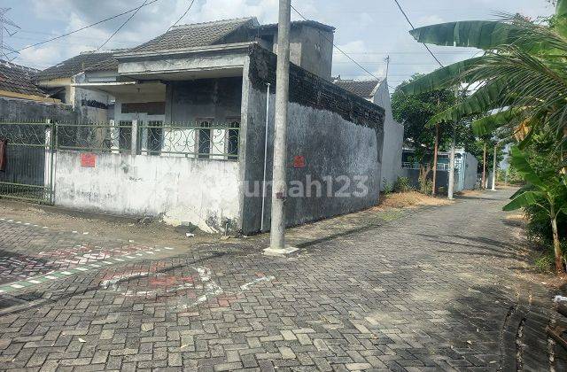 RUMAH GRIYA KENCANA BARU GRESIK 64518 2