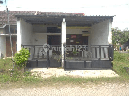 RUMAH GRIYA PERMATA INSANI LAMONGAN 64521 2