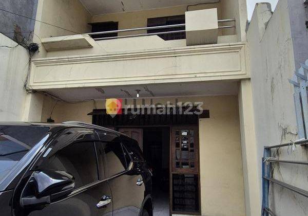 Rumah Dekat Jalan Raya Cocok Untuk Usaha Atau Kost an di Jl. Kramat Jakarta Pusat 2