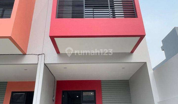 Chandra rumah baru 2.5 lantai uk 4x15m strategis di cengkareng 2