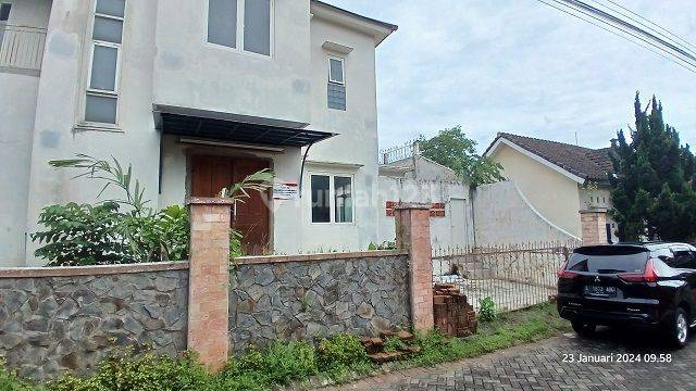 RUMAH PONDOK INTAN ESTATE MALANG 67895 2