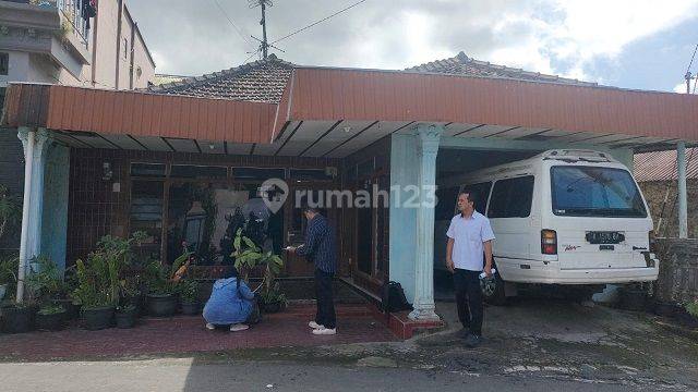 RUMAH NGANCAR MAGETAN 67548 2