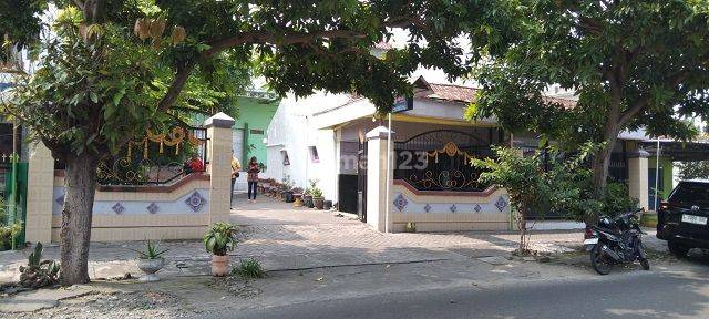 RUMAH RAYA BUNGAH GRESIK 67596 2