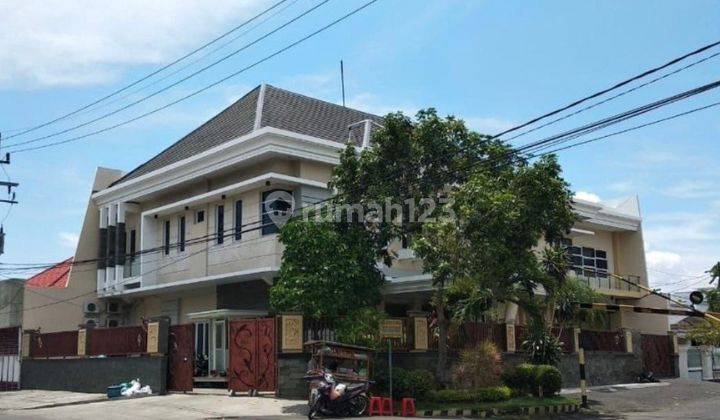 USAHA / GEDUNG HOOK 3 LANTAI EX. KANTOR DHARMAHUSADA 2