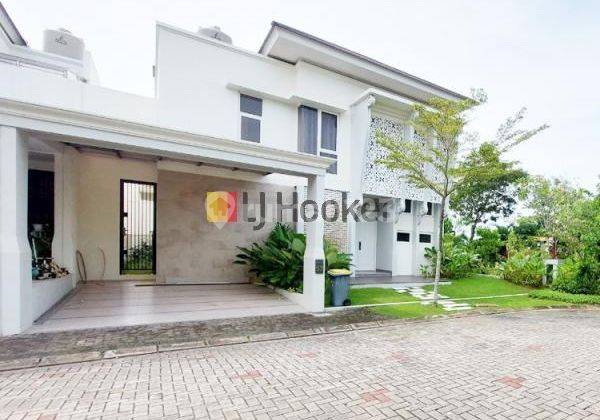 Rumah Mewah Hook 2 Lantai Di Perum Royal Bay 2