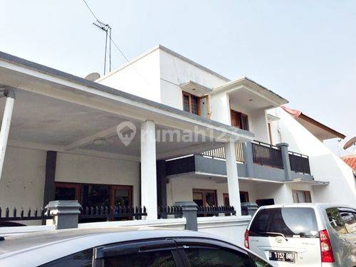 Rumah siap huni jalan 2 mobil 1