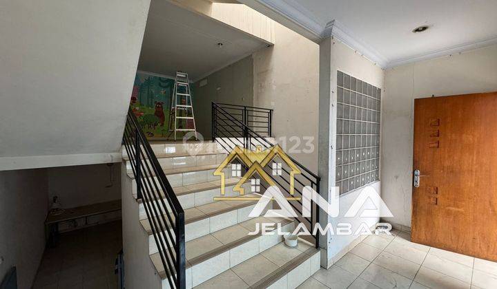 ANA RUMAH BAGUS UK 5X15M DI PINGGIR JALAN JELAMBAR 1