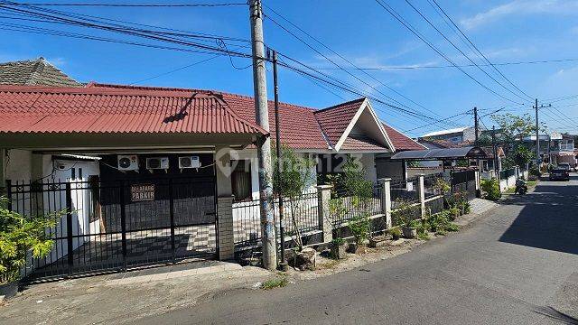 RUMAH MANUKAN KULON SURABAYA 75754 1