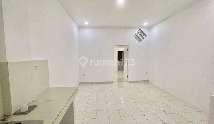 Dhyana rumah full renovasi jelambar uk 4x15m lokasi bagus 1