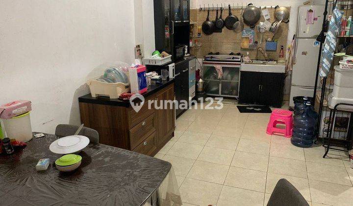 Rumah 2 lantai di Taman Century 2, Pekayon Jaya, Bekasi Selatan 2