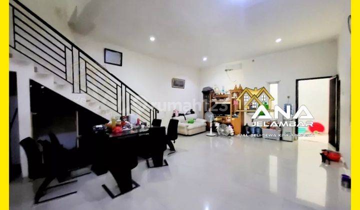 ANA RUMAH BAGUS JALAN 2 MOBIL UK 8X22.5M 2 LANTAI DI JELAMBAR 1