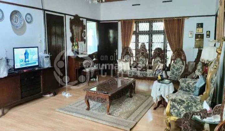 Rumah Cantik di Dago Bandung modelan jadul tapi mewah 1