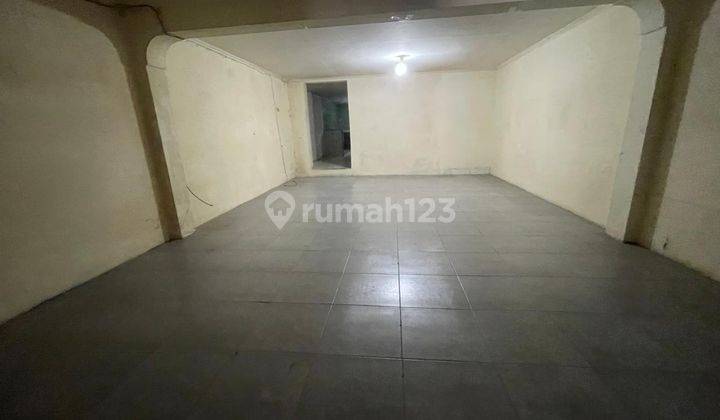 Chandra rumah 2 lantai uk 4.5x20m jalan lega 2 mobil di jelambar 2