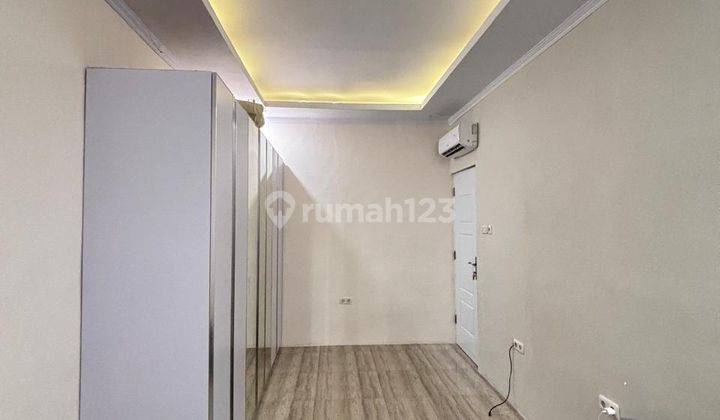 Chandra rumah 2 lantai uk 7x10m semifurnish lokasi di jelambar 1