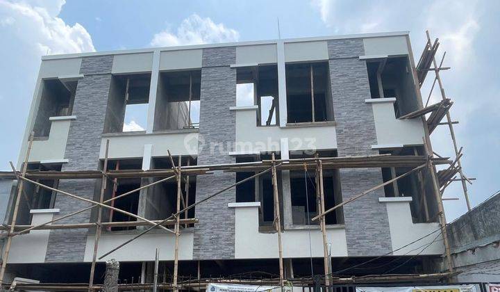 Dhyana rumah baru jelambar uk 4x20m akses jalan 3 mobil 2