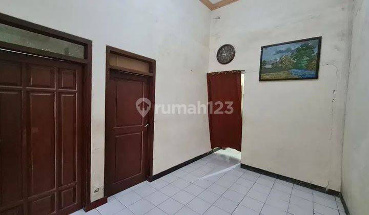 Rumah Semolowaru Elok STRATEGIS, ROW JALAN 2 MOBIL  1