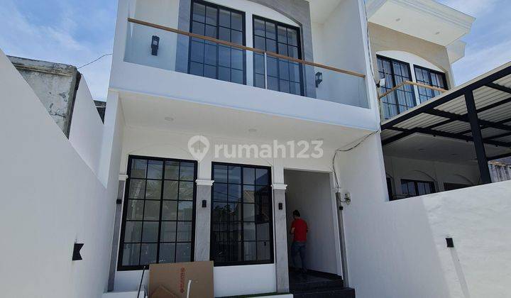 Rumah Darmo Permai Timur, Strategis, New, Minimalis 1