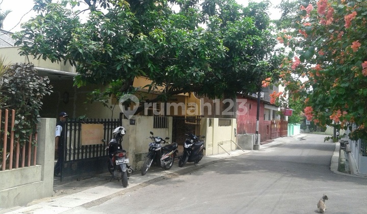 Rumah Lama Dalam Kompleks Di Pasar Minggu Tanah Luas 2