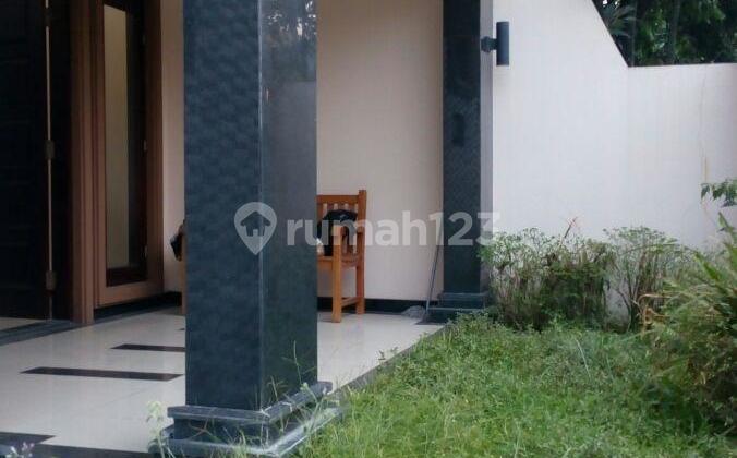 HOUSE ON KEBALEN STREET KEBALORAN BARU SOUTH JAKARTA HOUSE ON KEBALEN STREET KEBALORAN BARU SOUTH JAKARTA