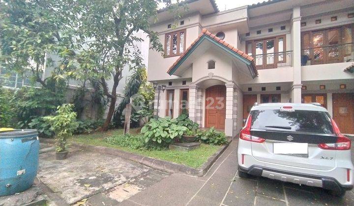 Classic Fully Furnished 3 Bedrooms Townhouse At Cipete, Close To Mrt And French School 2